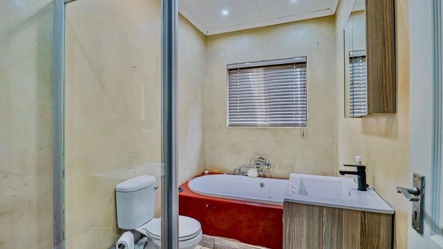 To Let 3 Bedroom Property for Rent in Cashan North West